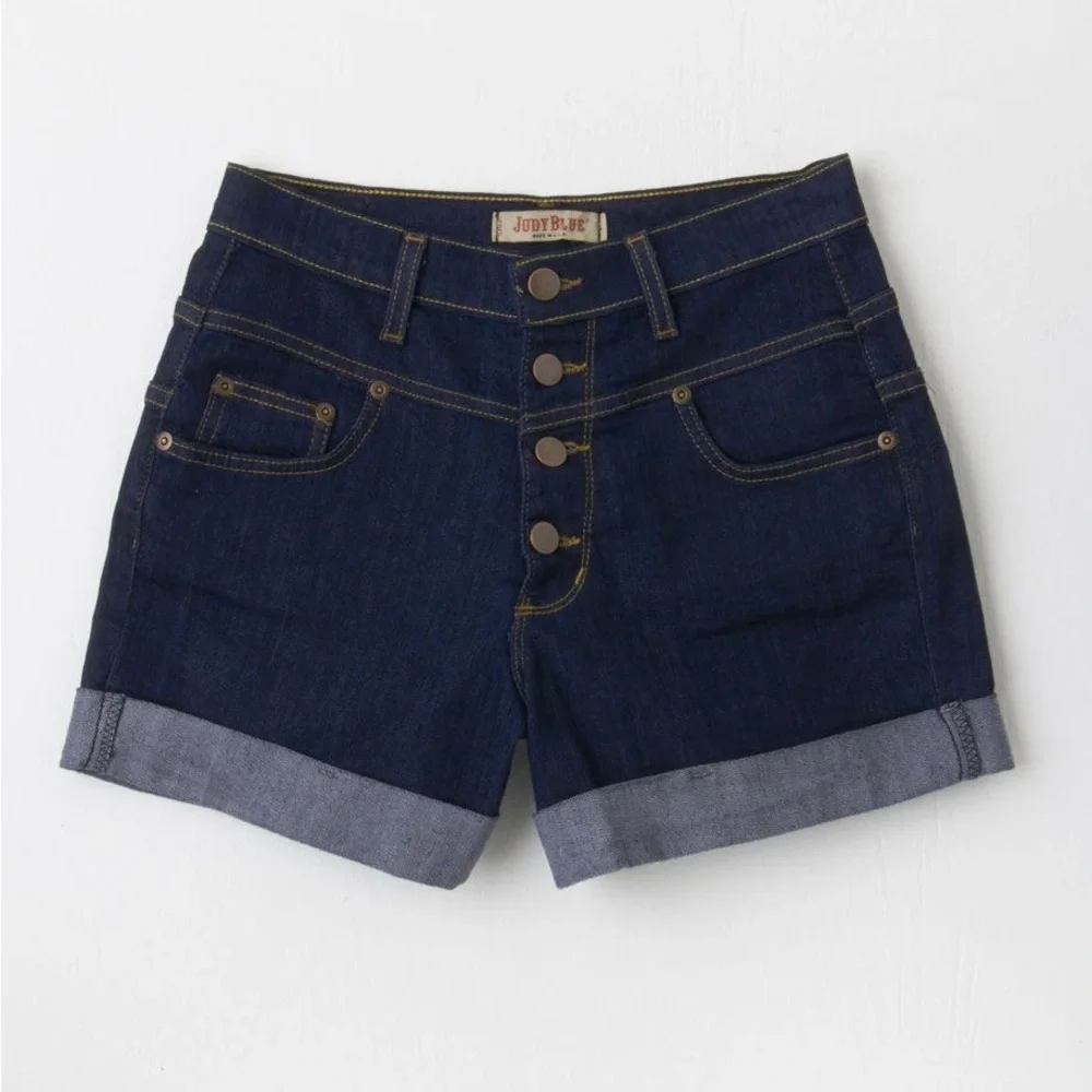 Modcloth Karaoke Songstress High Waisted Shorts - Picture 3 of 10